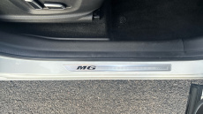 MG Hs 1.5 T-GDI Exclusive 5dr Petrol Hatchback